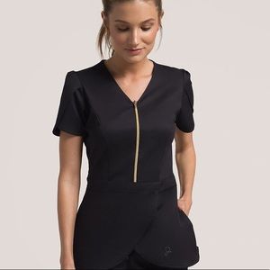 Jaanuu Tulip Scrub Top